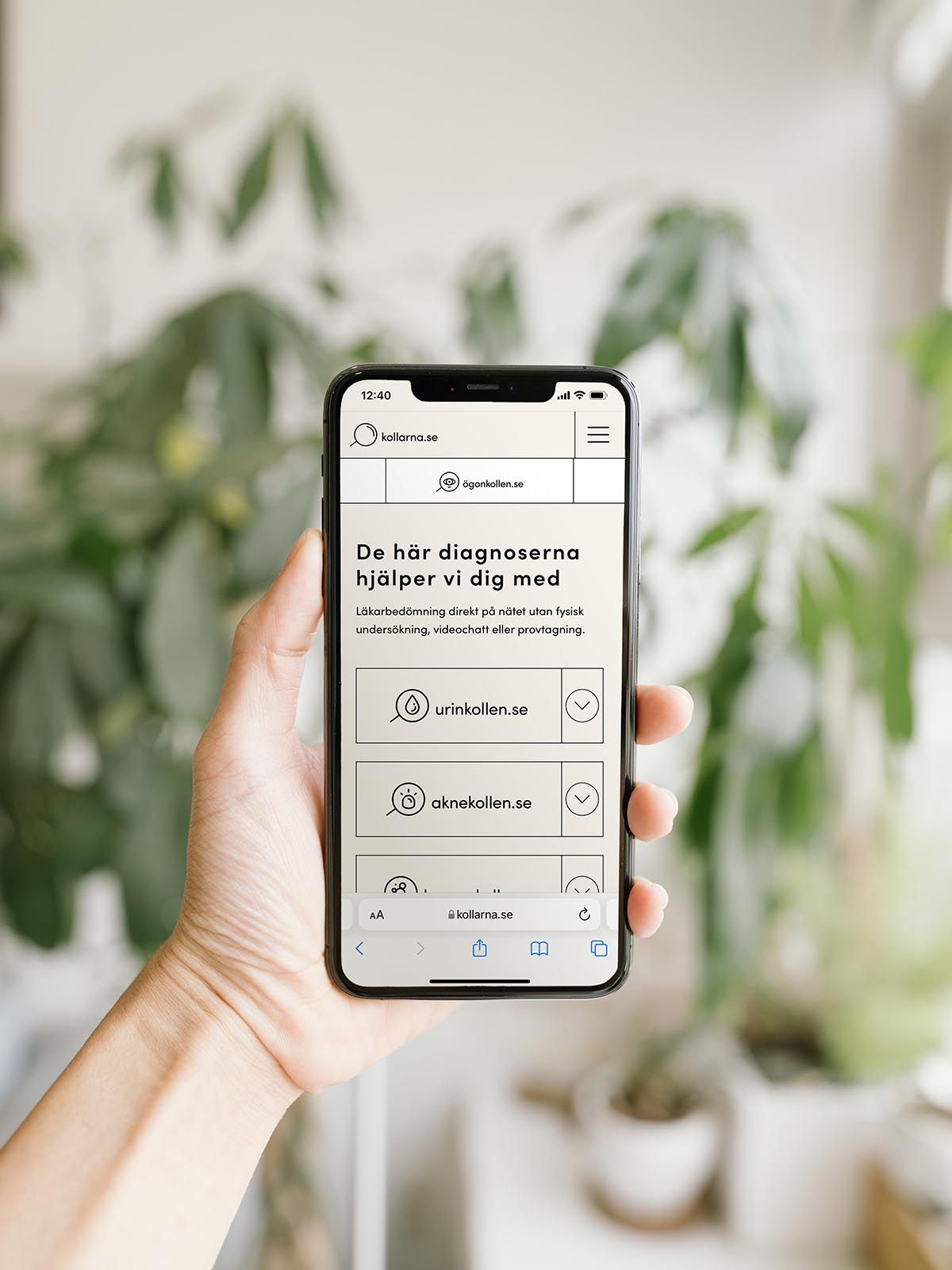 Mobiltelefon som visar kollarna.se